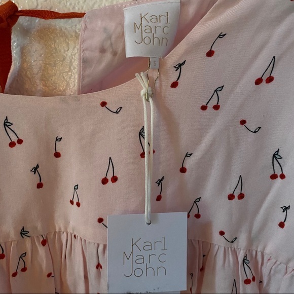 Karl Marc John pretty cherry print top NWT small - Picture 4 of 6